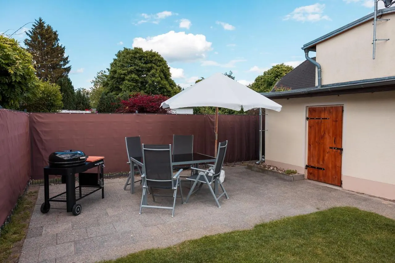 Villa Karowlina Cozy House Berlin 1-4 Person 0*,  Alemania